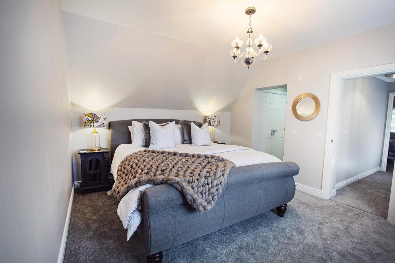 Beautiful 4-Bed Home, Hot Tub & Stunning Views - Abergavenny Dış mekan fotoğraf