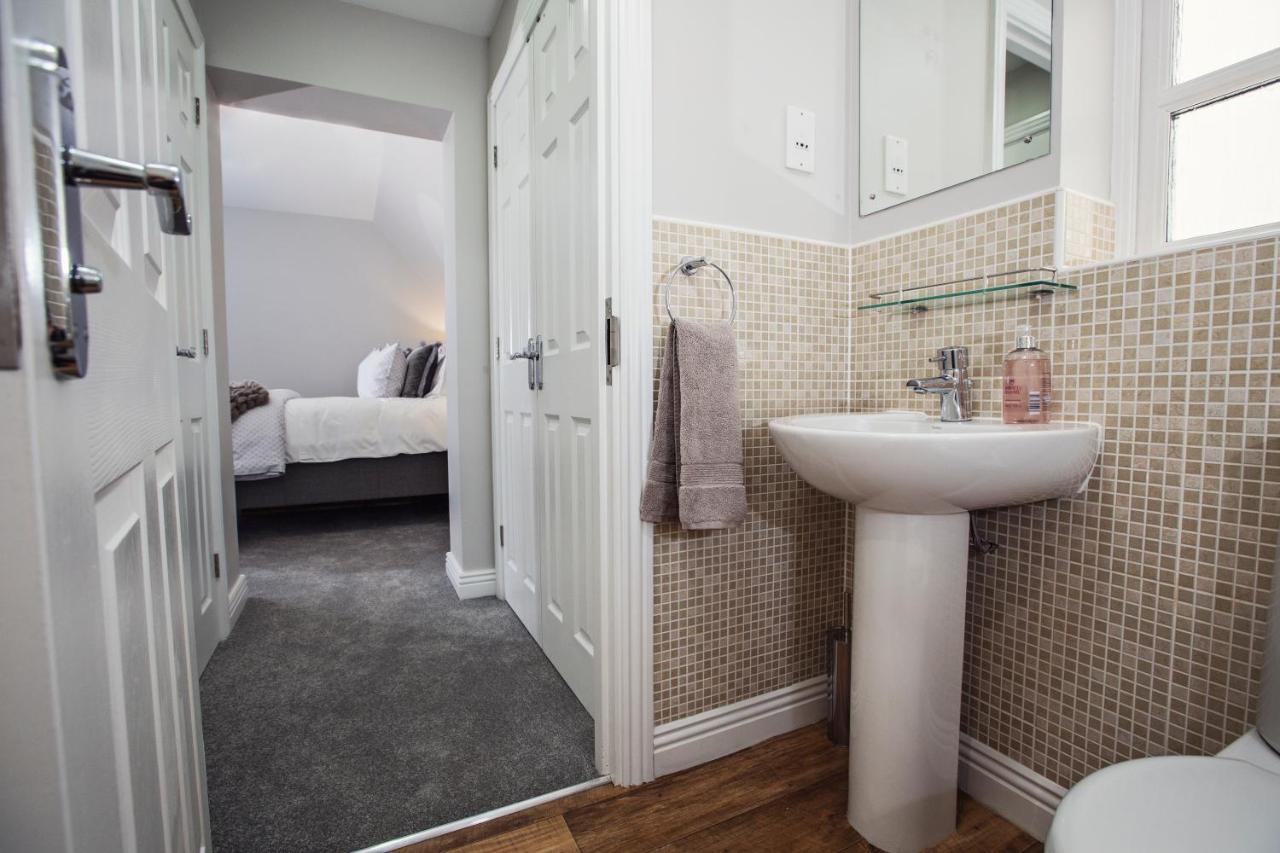 Beautiful 4-Bed Home, Hot Tub & Stunning Views - Abergavenny Dış mekan fotoğraf